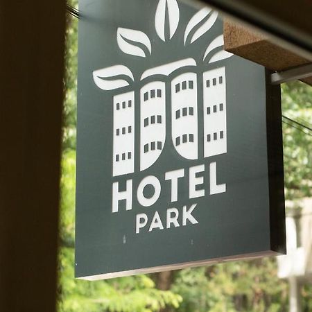 Hotel Park Pristina Exterior photo