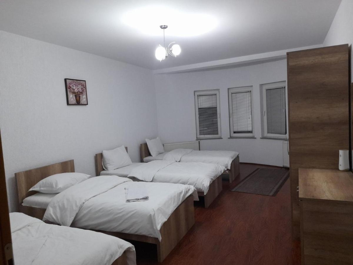 Hotel Park Pristina Exterior photo